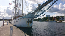 Innovative healthcare start-up entrepreneurs arrive in Riga by sailboat!