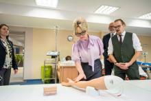 RSU management presents medical simulation technologies to Swedish Ambassador 